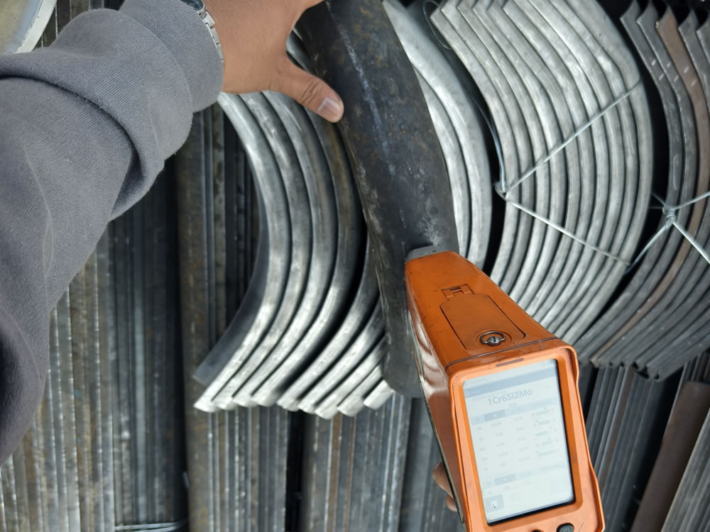 1Cr6Si2Mo Heat Resistant Alloy Boiler Tube Erosion Shield