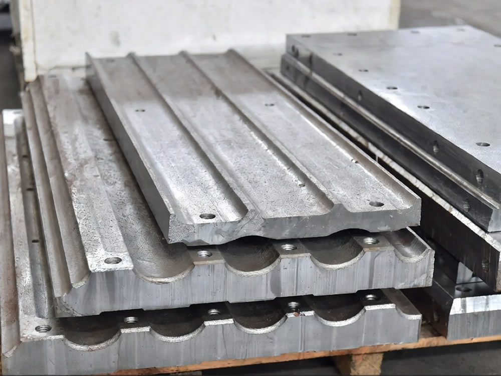 BTMCr15 High Chromium White Cast Iron | GB/T 8263 Wear Resistant Casting - Sunny Steel Industrial Pipe Product