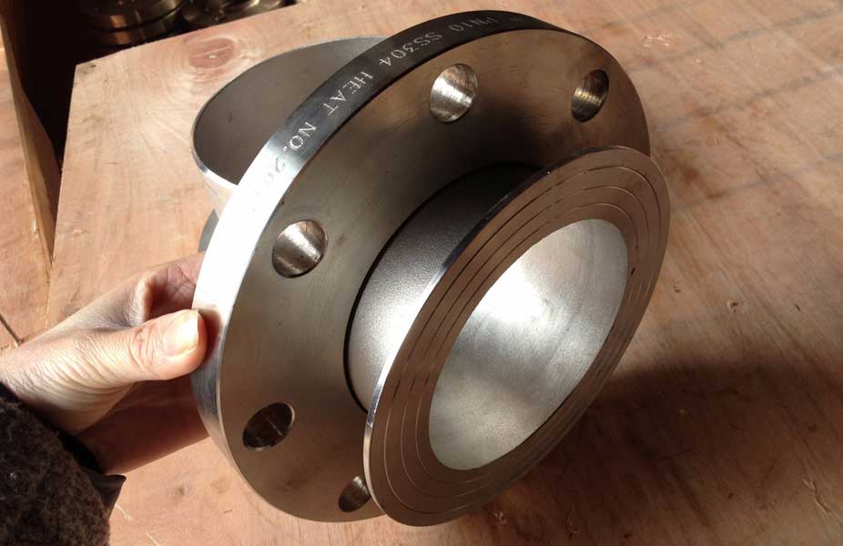 Lap joint flange